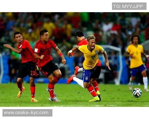 足球场上球星追星瞬间捕捉：明星偶像与绿茵场的精彩碰撞