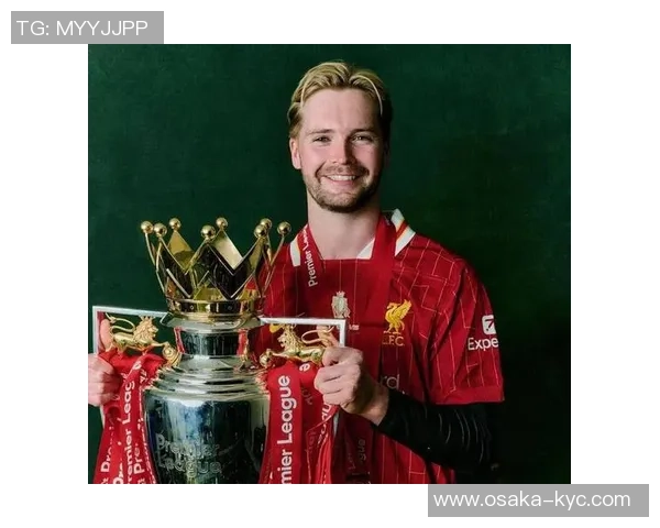 足球大牌球星感情生活揭秘 揭开明星背后的爱情故事与纷争